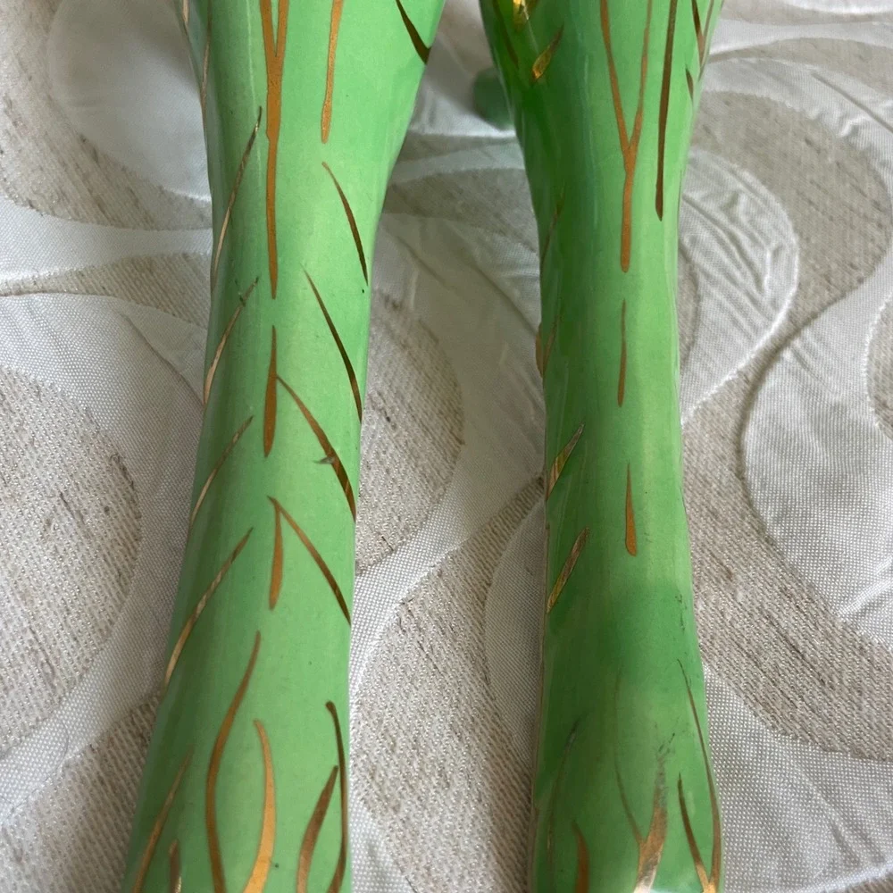 Mid century Green and Gold Ceramic Bird Salt and Pepper Shakers Set Souvenir